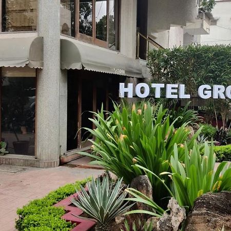 Hotel Grg Vadodara Bagian luar foto