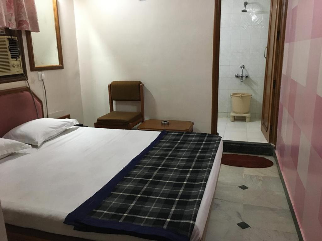 Hotel Grg Vadodara Bagian luar foto