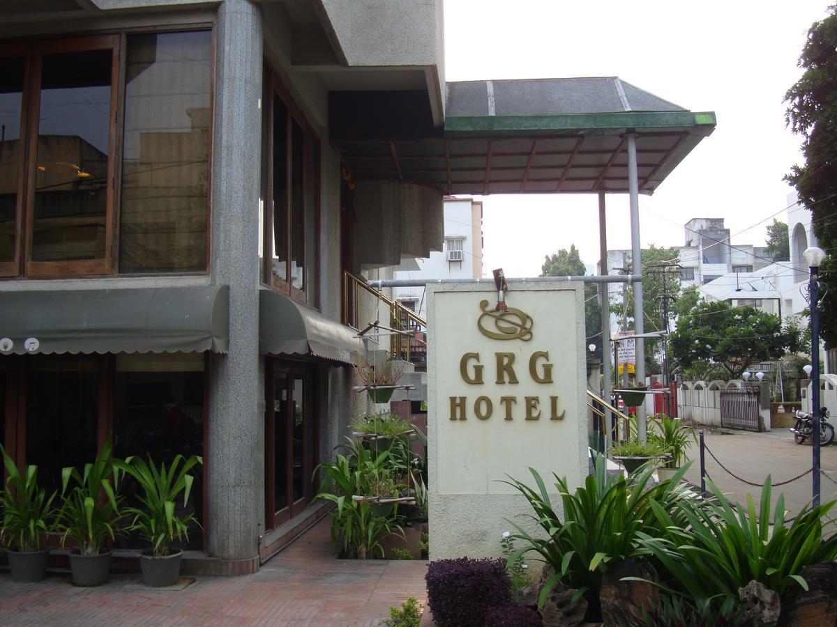 Hotel Grg Vadodara Bagian luar foto
