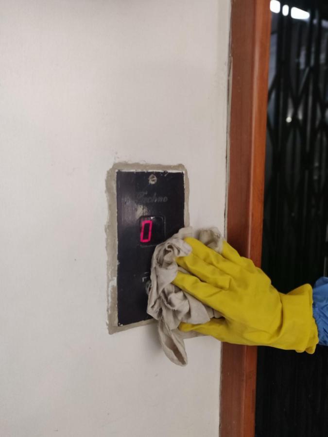 Hotel Grg Vadodara Bagian luar foto